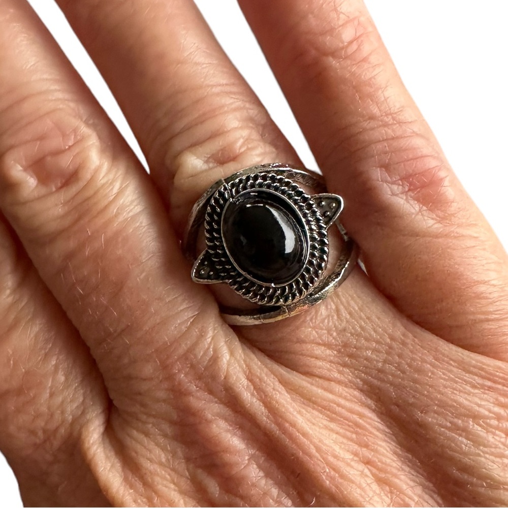 Silver and Black Oval Stone Ring
